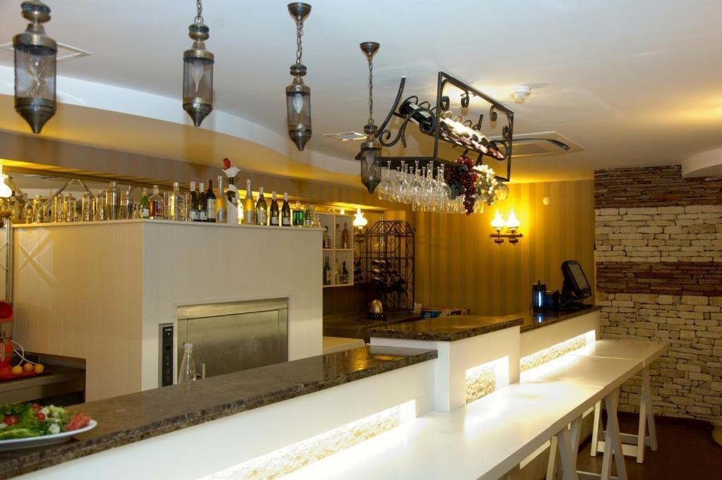 Trilyali Butik Hotel Tirilye Eksteriør billede